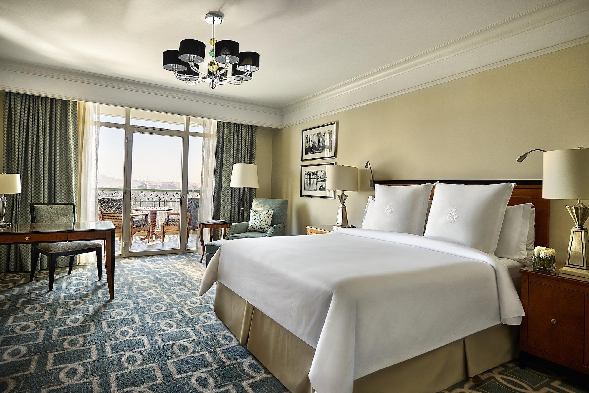 Four Seasons At Nile Plaza Hotel 5*
