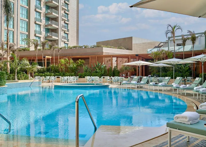 Four Seasons Hotel Cairo At Nile Plaza